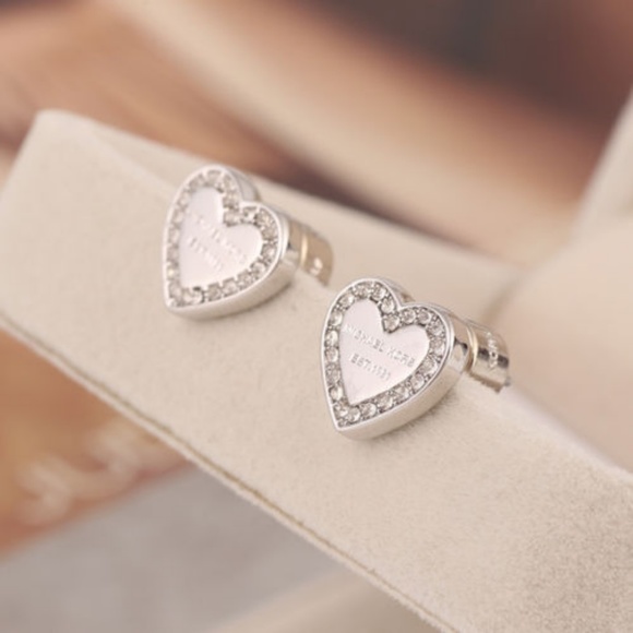NEW Michael Kors Silver Logo Heart Charm Earrings - Picture 8 of 13